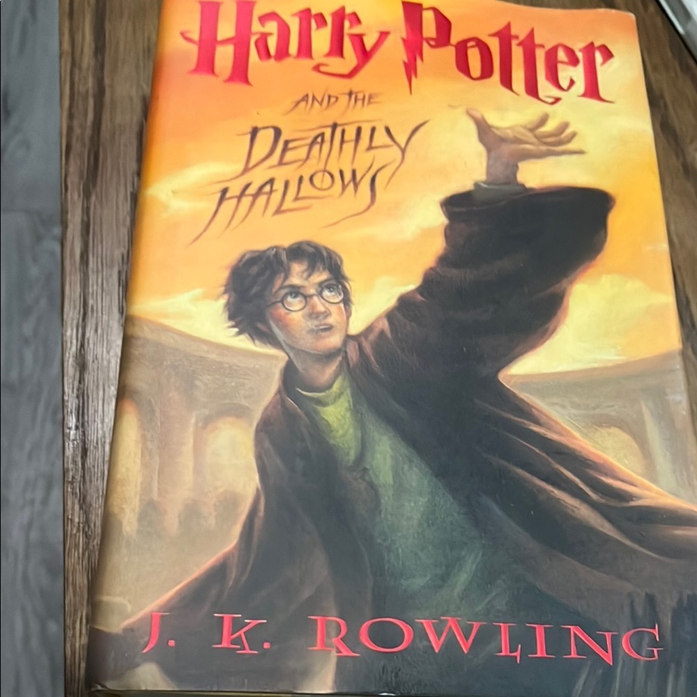Harry Potter And The Deathly Hallows Book